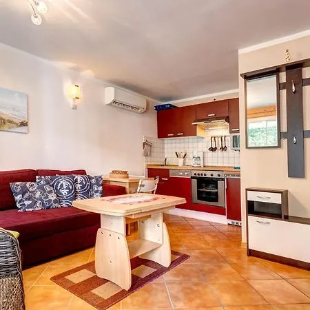 Ferienhaus Bergstrasse 1 *